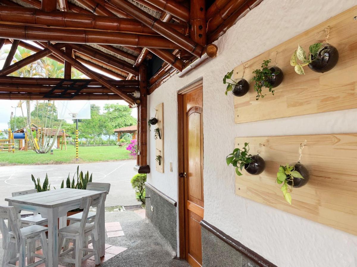Finca Hotel Santana Montenegro Exterior foto